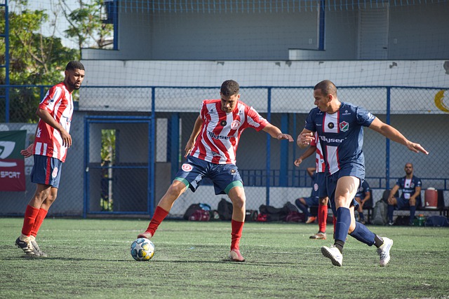 理球员关系 理球员关系